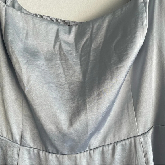 Wilfred Aritzia Bridgerton Satin midi Dress light gray smocked 22458 - Picture 8 of 13